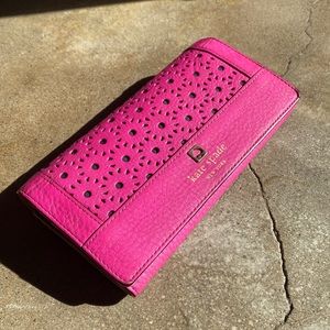 Fuschia Magenta Kate Spade Wristlet Wallet